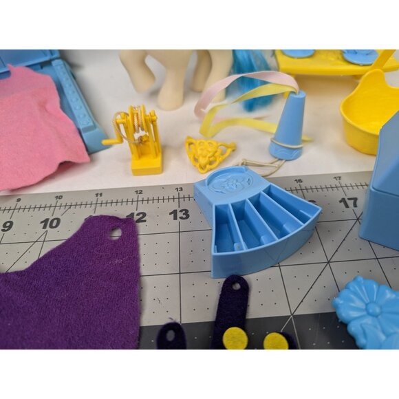 My Little Pony Majesty Castle Accessories Lot - Picture 5 of 10